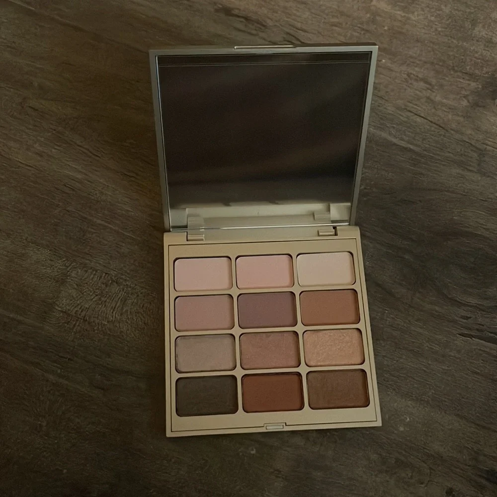 Stila Matte ‘N Metal Eyeshadow Palette NIB